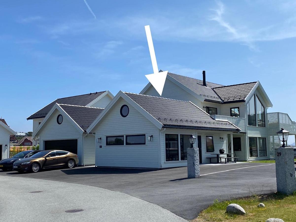 Apartment With Boat Spangereid 외부 사진